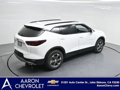 New 2025 Chevrolet Blazer LT w/ Convenience Package image 54