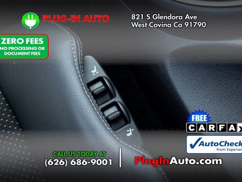 Used 2009 Nissan 370Z Touring RWD image 14