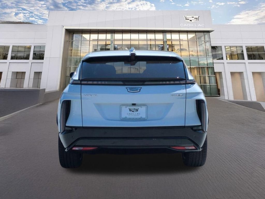 Used 2026 Cadillac Lyriq Sport AWD/4WD image 4