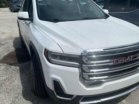 Used 2020 GMC Acadia SLE w/ Driver Convenience Package FWD image 2