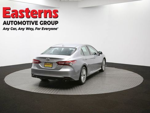 Used 2019 Toyota Camry XLE image 33