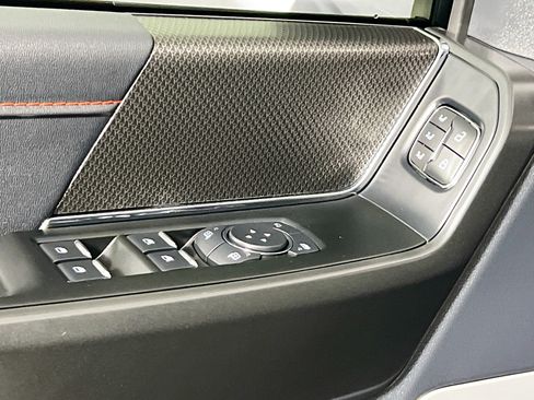 Used 2025 Ford F150 Raptor AWD/4WD image 16