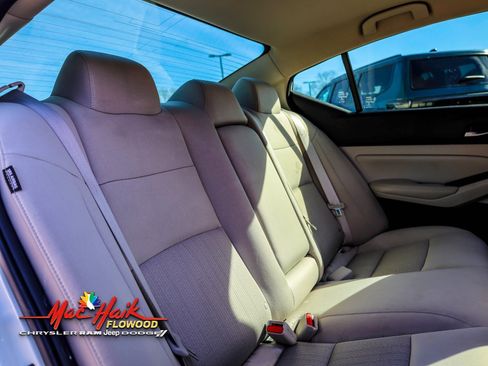 Used 2021 Nissan Altima 2.5 SV image 10