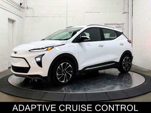 Used 2023 Chevrolet Bolt EUV Premier image 4