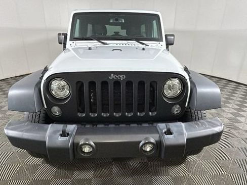 Used 2017 Jeep Wrangler Unlimited Sport AWD/4WD image 7