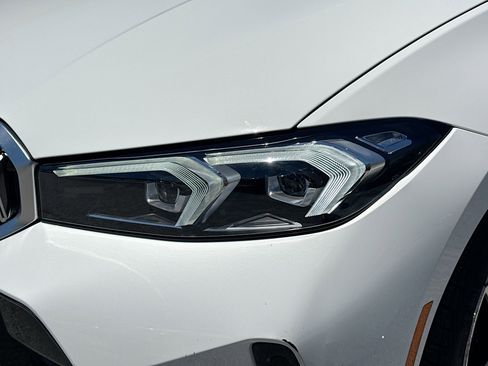 Used 2026 BMW 330i xDrive Sedan w/ M Sport Package image 9