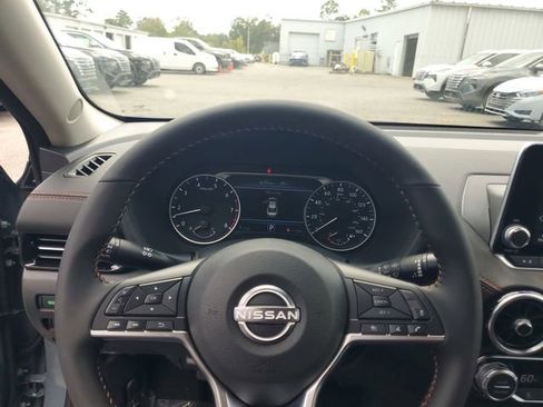 New 2025 Nissan Sentra SR w/ Trunk Package image 13