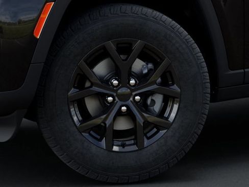 New 2026 Jeep Grand Cherokee L 4WD image 8