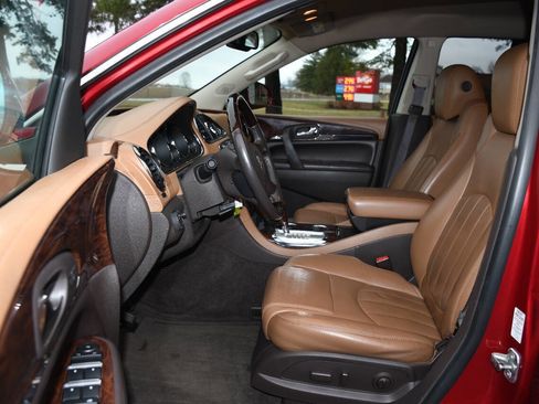 Used 2014 Buick Enclave Leather image 11