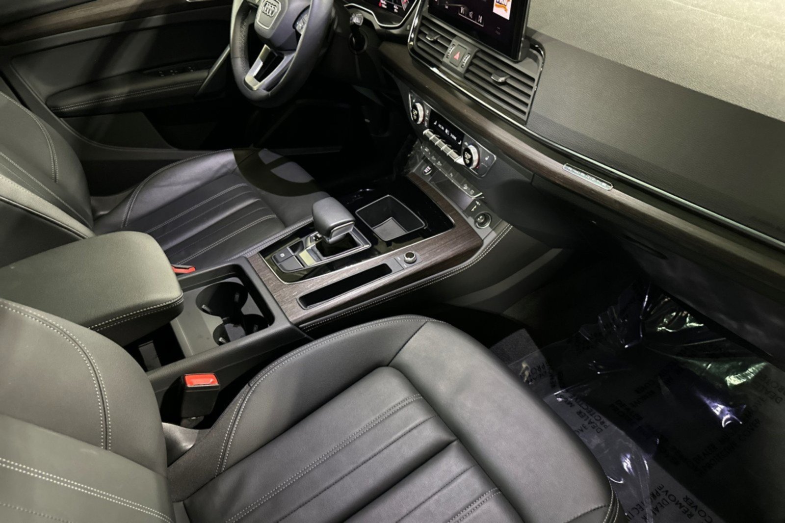 Used 2023 Audi Q5 2.0T Premium Plus w/ Premium Plus Package AWD/4WD image 15