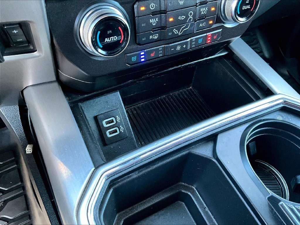 Used 2019 Ford F350 Platinum w/ FX4 Off-Road Package AWD/4WD image 17