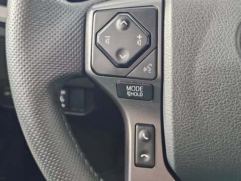 Used 2023 Toyota Tacoma TRD Off-Road AWD/4WD image 31