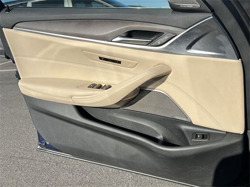 Used 2022 BMW 540i w/ Premium Package image 26