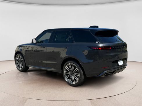 New 2026 Land Rover Range Rover Sport Dynamic SE AWD/4WD image 3