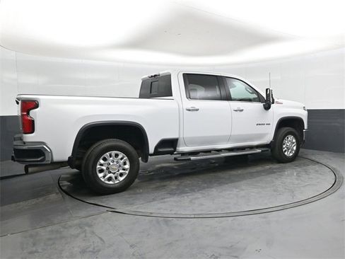 Used 2024 Chevrolet Silverado 2500 LTZ w/ LTZ Convenience Package image 3