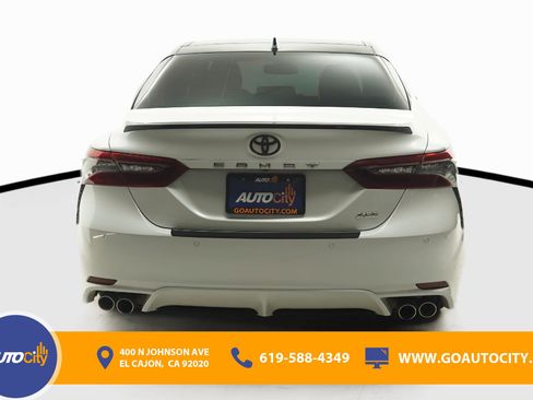Used 2022 Toyota Camry XSE w/ Navigation Package FWD image 12
