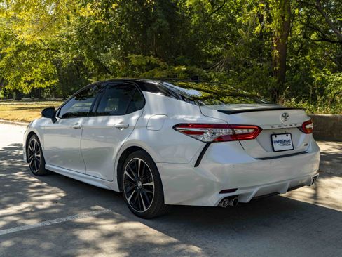 Used 2018 Toyota Camry XSE w/ Driver Assist Package FWD image 7