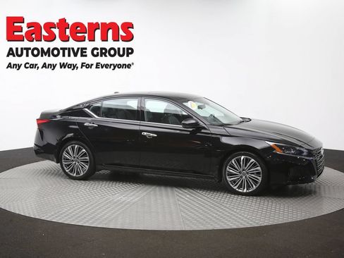 Used 2023 Nissan Altima 2.5 SL FWD image 47