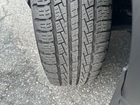 Used 2022 Subaru Ascent Touring image 27