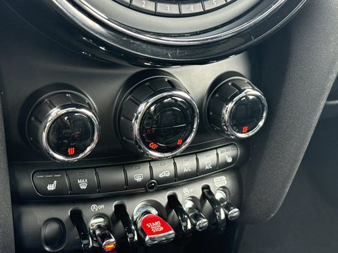 Used 2019 MINI Cooper S FWD image 18
