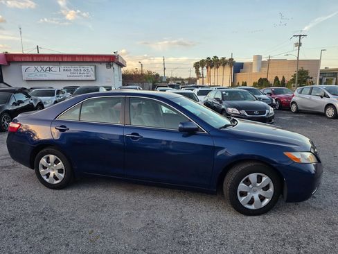 Used 2008 Toyota Camry LE FWD image 8