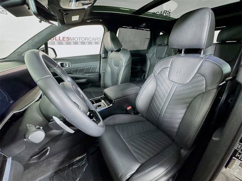 Used 2025 Kia Sorento SX Prestige image 22