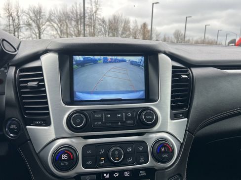 Used 2020 GMC Yukon XL SLT image 19