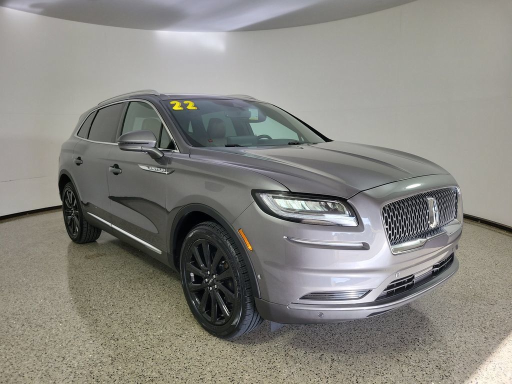 Certified 2022 Lincoln Nautilus Reserve AWD/4WD image 34