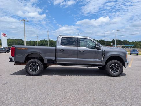 Used 2024 Ford F250 XLT w/ Tremor Off-Road Package AWD/4WD image 6
