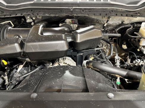 Used 2019 Ford F250 XL w/ Power Equipment Group AWD/4WD image 24