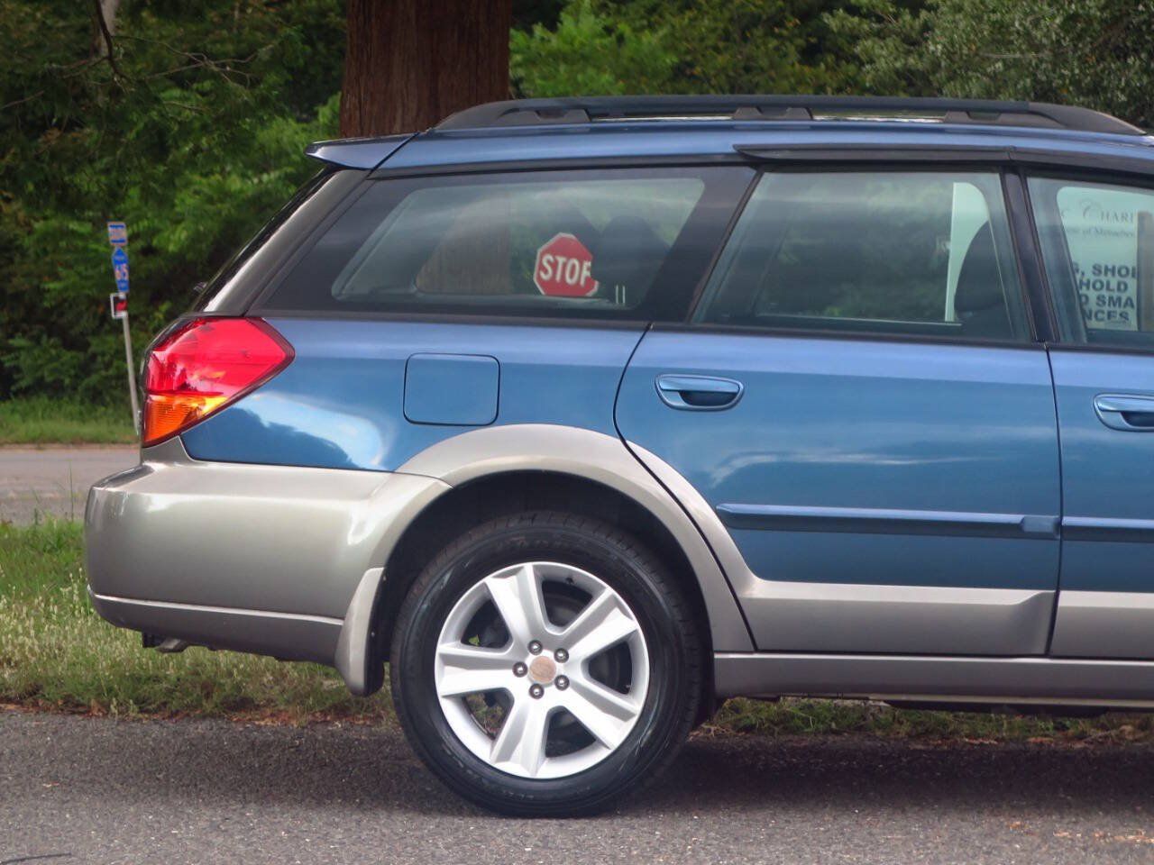 Used 2006 Subaru Outback 2.5XT AWD/4WD image 27