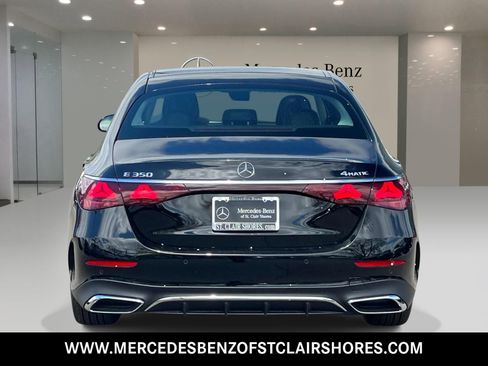 New 2026 Mercedes-Benz E 350 4MATIC Sedan image 4
