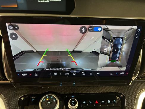 New 2026 Ford Expedition Max Platinum image 13