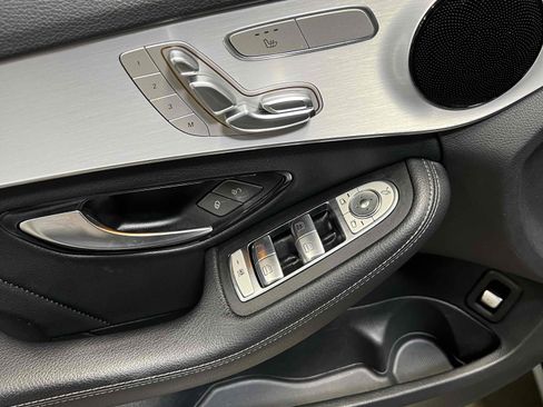 Used 2021 Mercedes-Benz C 300 Sedan image 34