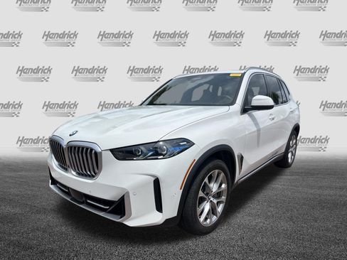 Used 2024 BMW X5 xDrive40i w/ Premium Package AWD/4WD image 5