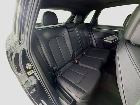 Used 2025 Audi Q3 2.0T Premium w/ Convenience Package image 28