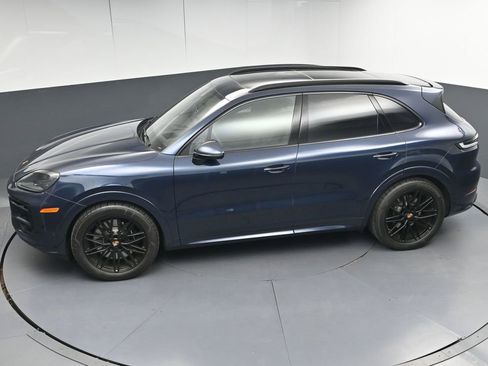 Used 2026 Porsche Cayenne GTS image 43