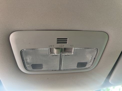 Used 2015 Toyota Corolla S FWD image 18