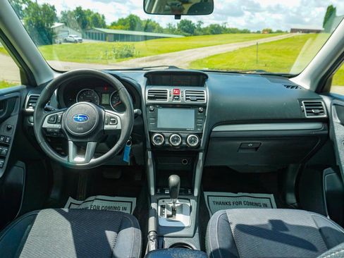 Used 2017 Subaru Forester 2.5i Premium w/ All-Weather Package AWD/4WD image 12