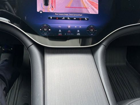 Certified 2023 Mercedes-Benz EQS 580 4MATIC SUV image 12