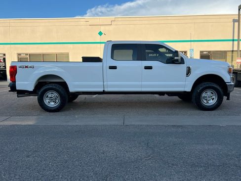 Used 2022 Ford F250 XL w/ Power Equipment Group AWD/4WD image 2