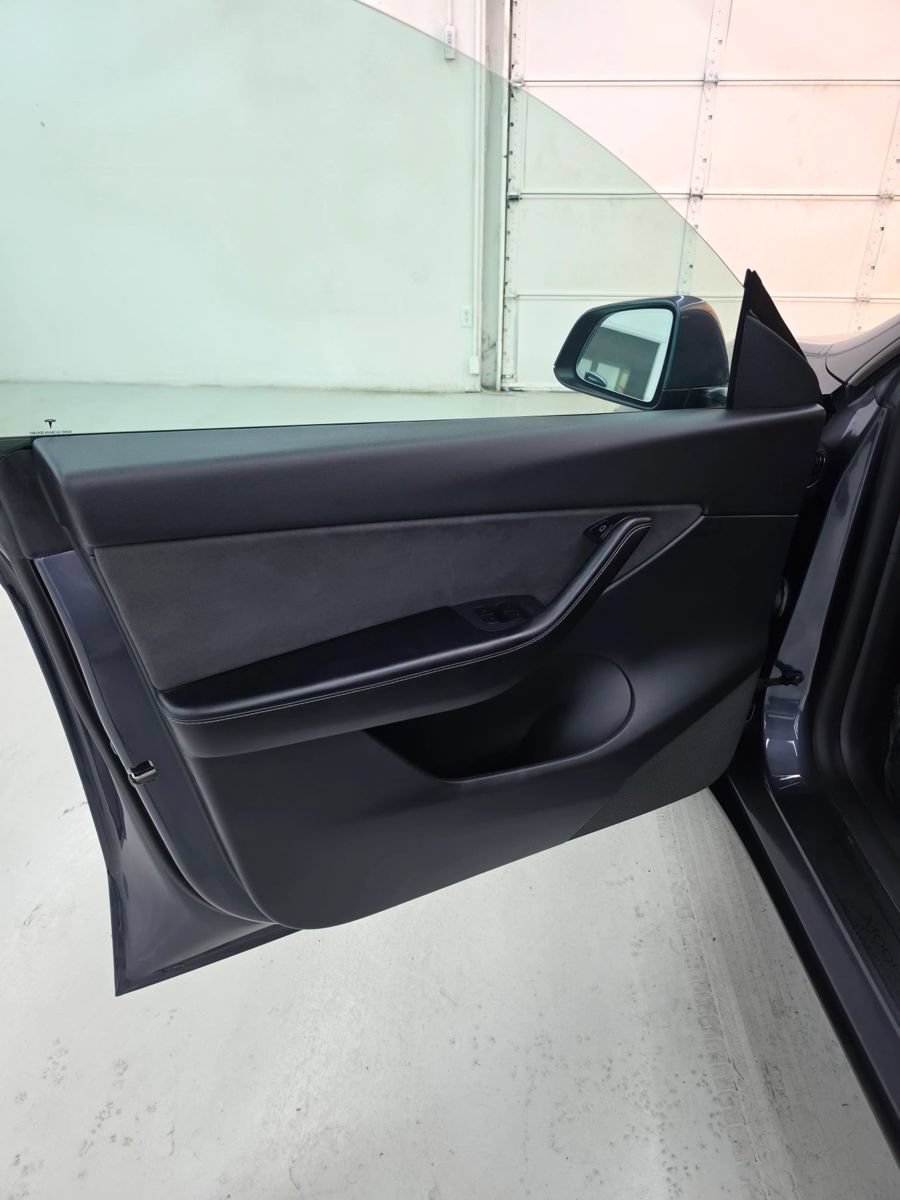 Used 2021 Tesla Model Y Long Range AWD/4WD image 10