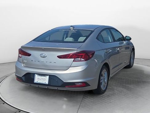 Used 2020 Hyundai Elantra SEL FWD image 5