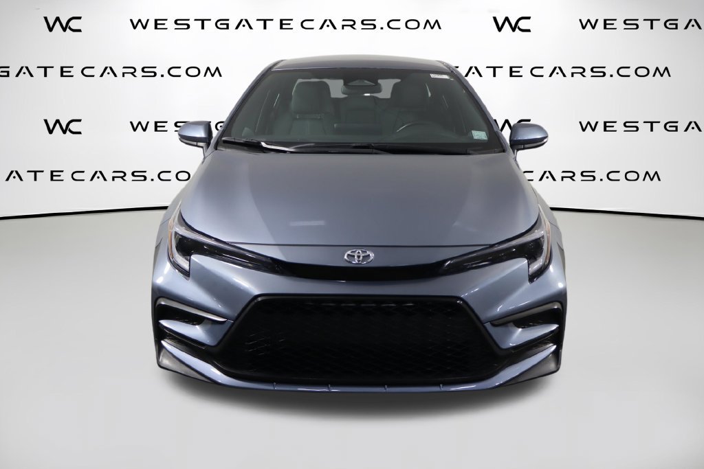 Used 2026 Toyota Corolla SE FWD image 2