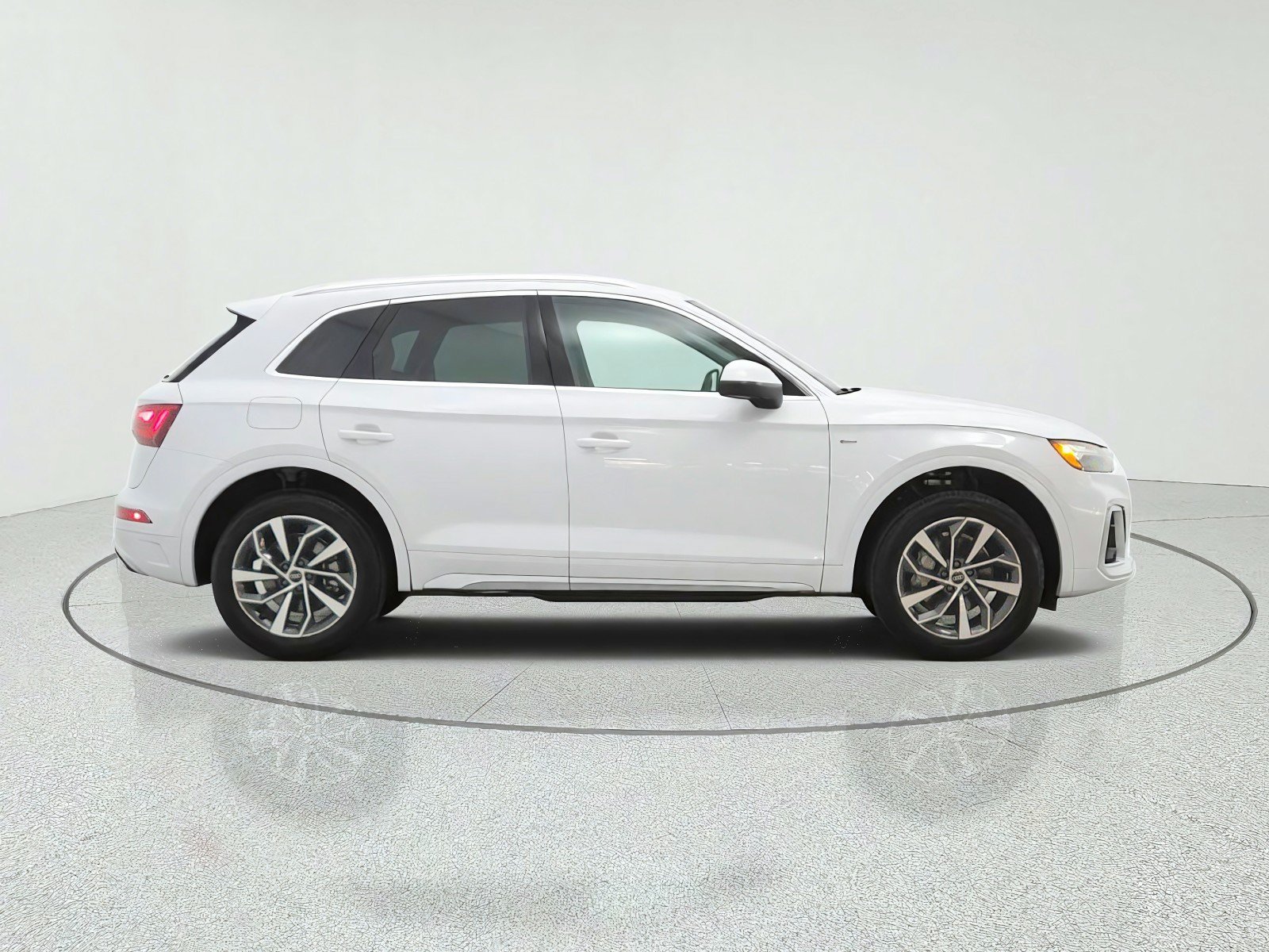 Used 2023 Audi Q5 2.0T Premium AWD/4WD image 4