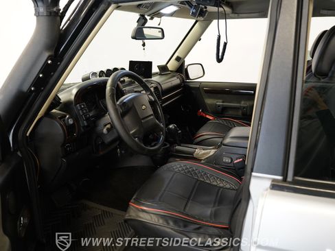 Used 2003 Land Rover Discovery SE image 3