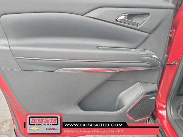 New 2026 Chevrolet Traverse RS w/ LPO, Floor Liner Package FWD image 16