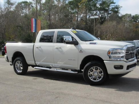 Used 2024 RAM 2500 Laramie image 2