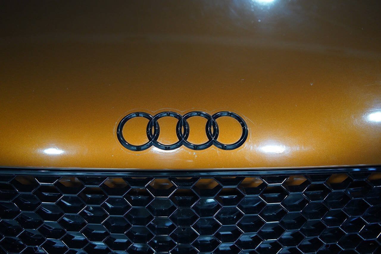 Used 2011 Audi R8 V10 AWD/4WD image 28