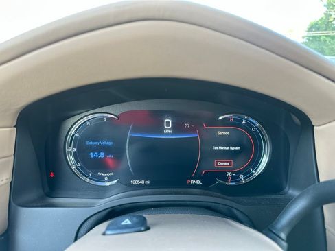 Used 2019 Cadillac Escalade ESV Platinum AWD/4WD image 6